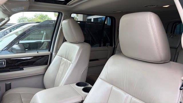 2017 Lincoln Navigator Select