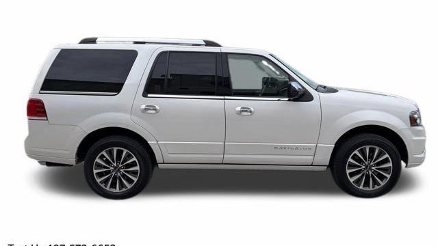 2017 Lincoln Navigator Select