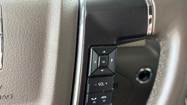 2017 Lincoln Navigator Select