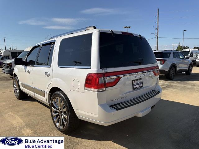 2017 Lincoln Navigator - $19,880