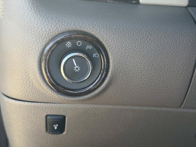 2017 Lincoln Navigator - $19,880