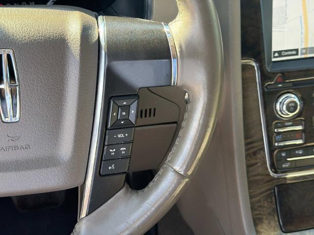 2017 Lincoln Navigator - $19,880