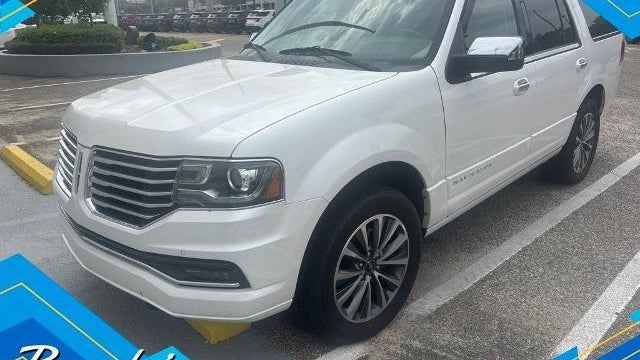 2017 Lincoln Navigator Select