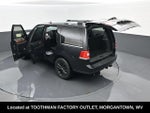 2015 Navigator Thumbnail 33