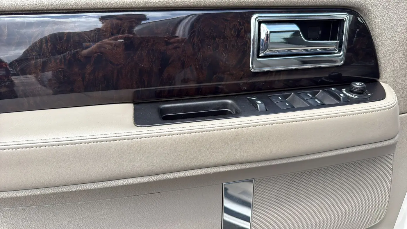 2017 Lincoln Navigator Select