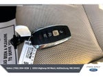 2018 Navigator Thumbnail 9