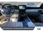 2018 Navigator Thumbnail 13