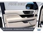 2018 Navigator Thumbnail 17