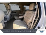 2018 Navigator Thumbnail 19