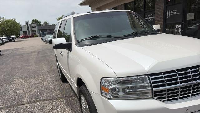 2013 Lincoln Navigator Base