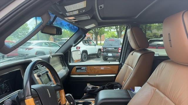 2013 Lincoln Navigator Base