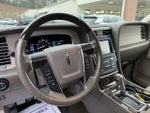 2015 Navigator Thumbnail 8