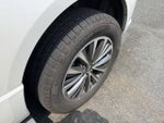 2017 Navigator Thumbnail 11