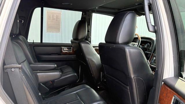 2016 Lincoln Navigator Select