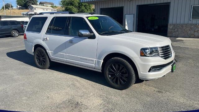 2015 Lincoln Navigator Base