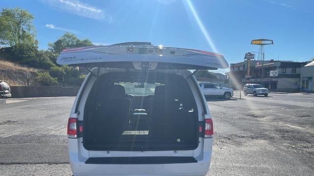 2015 Lincoln Navigator Base