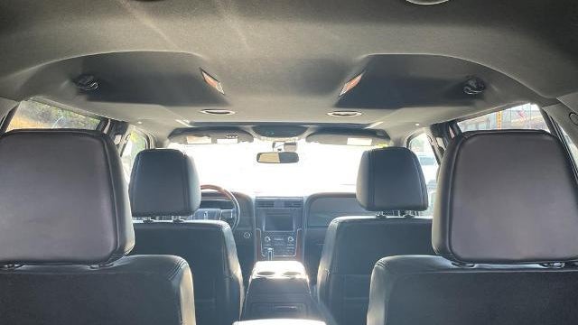 2015 Lincoln Navigator Base