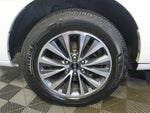 2015 Navigator Thumbnail 9