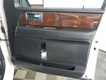 2015 Navigator Thumbnail 32
