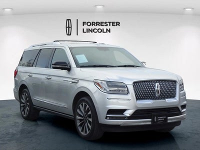 Photo of a 2018 Lincoln Navigator 4X4 Select 4DR SUV for sale
