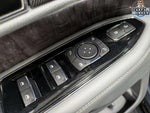 2019 Navigator Thumbnail 9