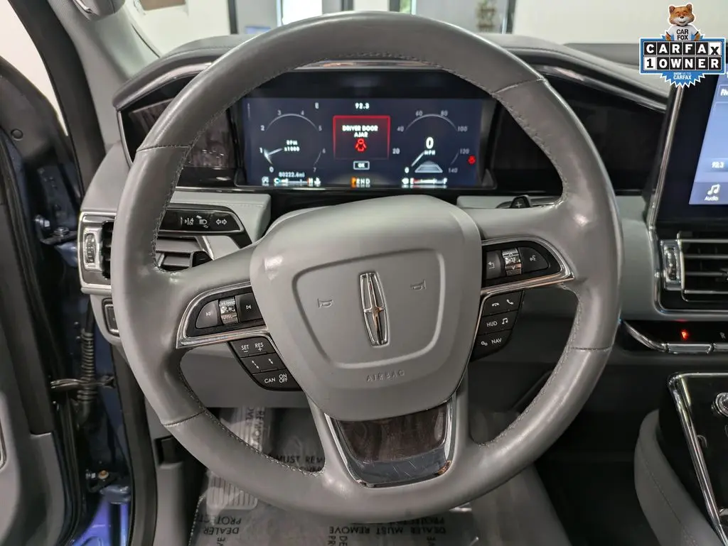 2019 Lincoln Navigator - $26,035