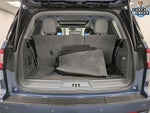 2019 Navigator Thumbnail 31