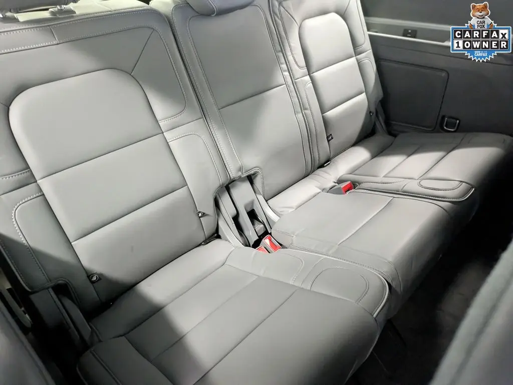 2019 Lincoln Navigator - $26,035