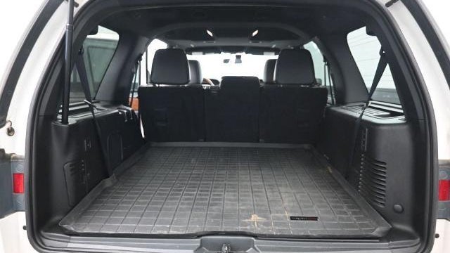 2016 Lincoln Navigator Select