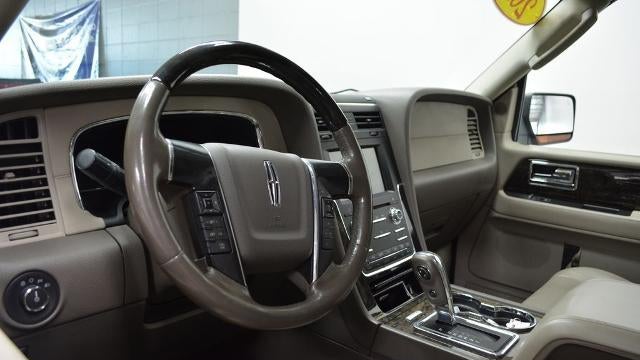 2016 Lincoln Navigator Select