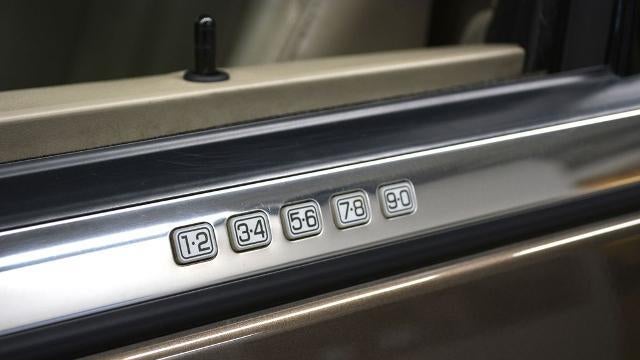 2016 Lincoln Navigator Select
