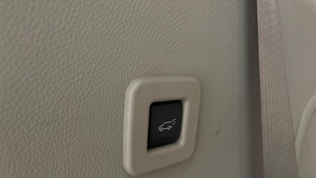2016 Lincoln Navigator Select