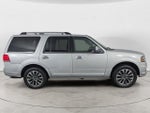 2017 Navigator Thumbnail 4