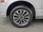 2017 Navigator Thumbnail 9