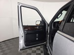 2017 Navigator Thumbnail 22