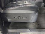 2017 Navigator Thumbnail 32
