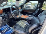 2019 Navigator Thumbnail 7