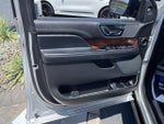 2019 Navigator Thumbnail 14