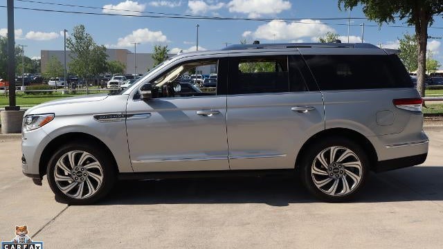 2023 Lincoln Navigator Reserve