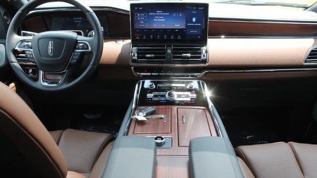 2023 Lincoln Navigator Reserve