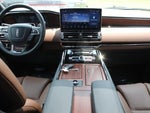 2023 Navigator Thumbnail 9