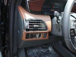 2023 Navigator Thumbnail 14