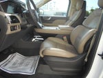 2023 Navigator Thumbnail 5