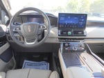 2023 Navigator Thumbnail 7