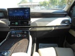 2023 Navigator Thumbnail 11