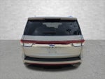 2023 Navigator Thumbnail 3