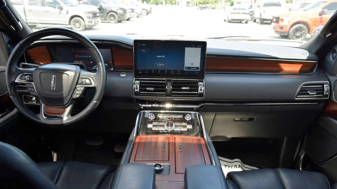 2023 Lincoln Navigator Reserve