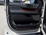2023 Navigator Thumbnail 17