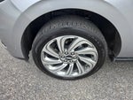 2023 Navigator Thumbnail 9