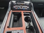 2023 Navigator Thumbnail 23